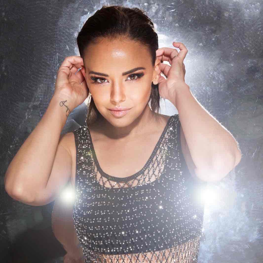 Avatar of Chenoa