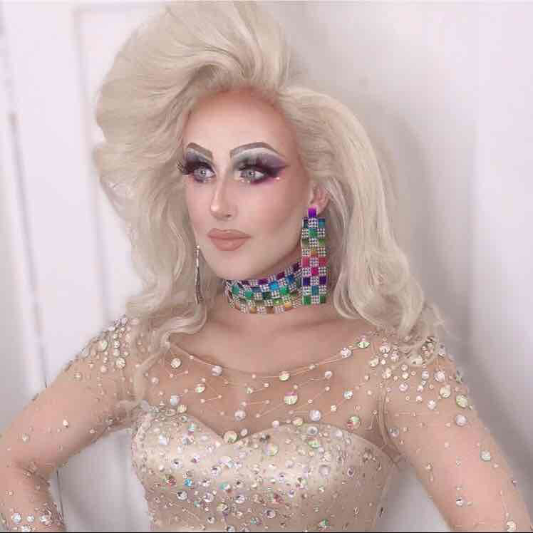 Avatar of Robyn Diamonds