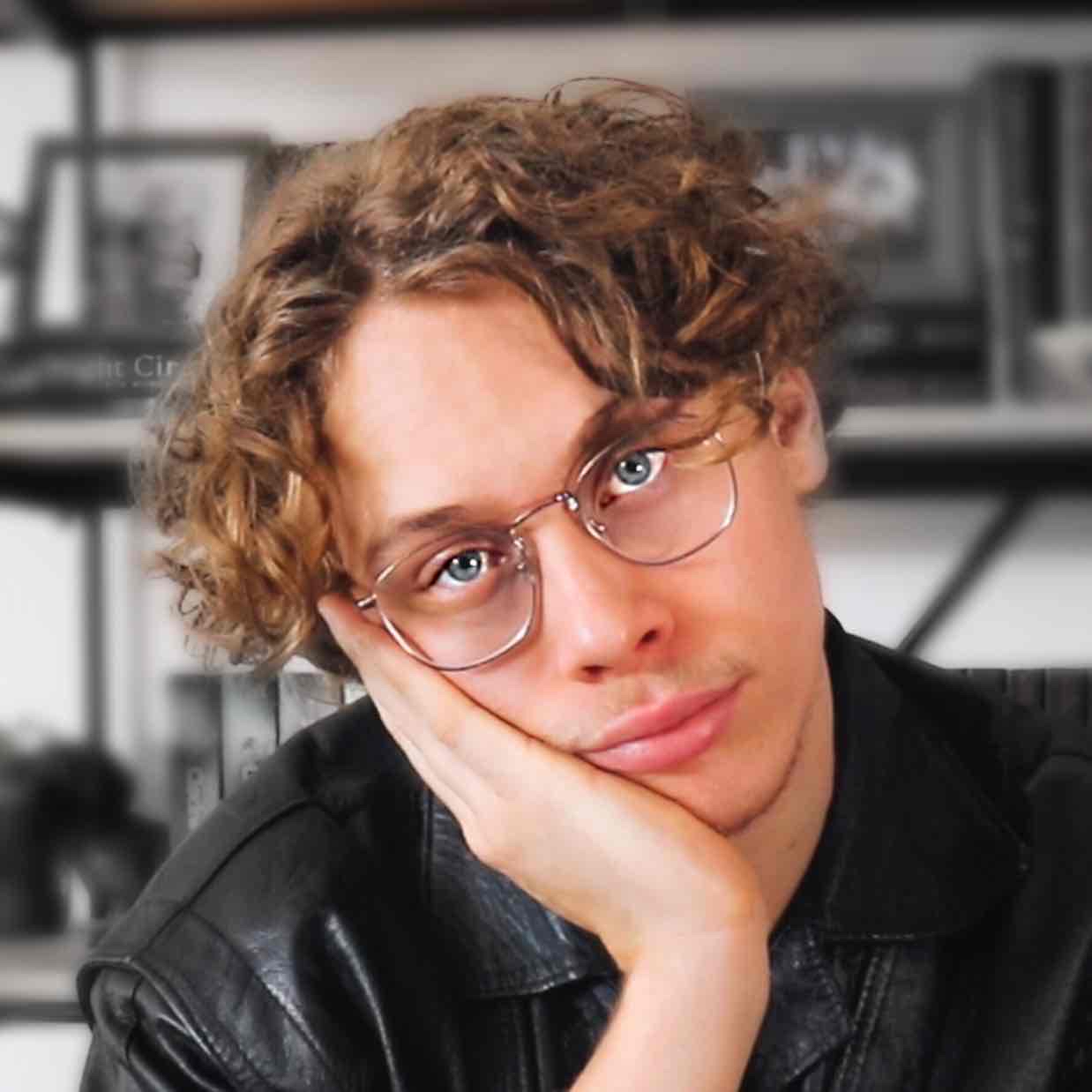 Avatar of Luke Alexander