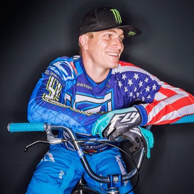 Avatar of Connor Fields