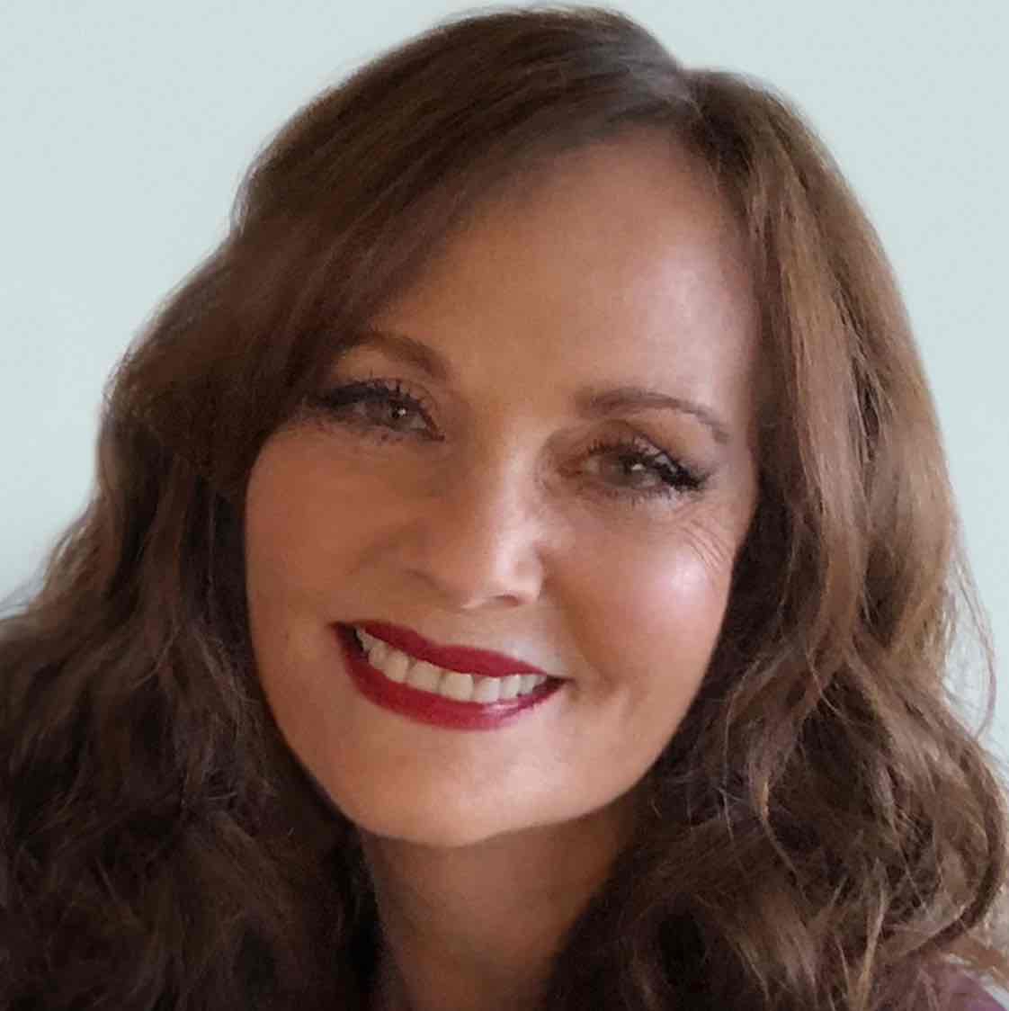 Avatar of Lesley Ann Warren