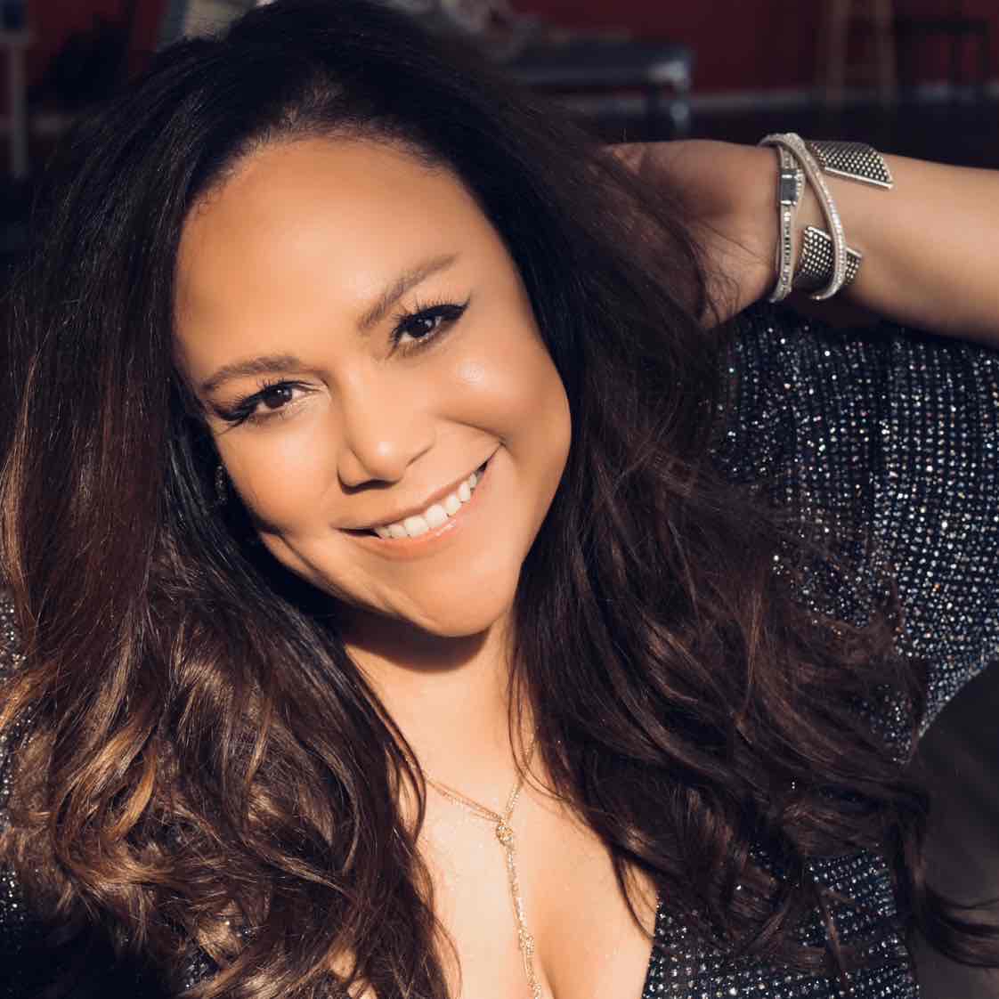 Avatar of Mela Lee