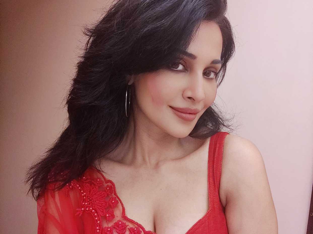 Avatar of Flora Saini
