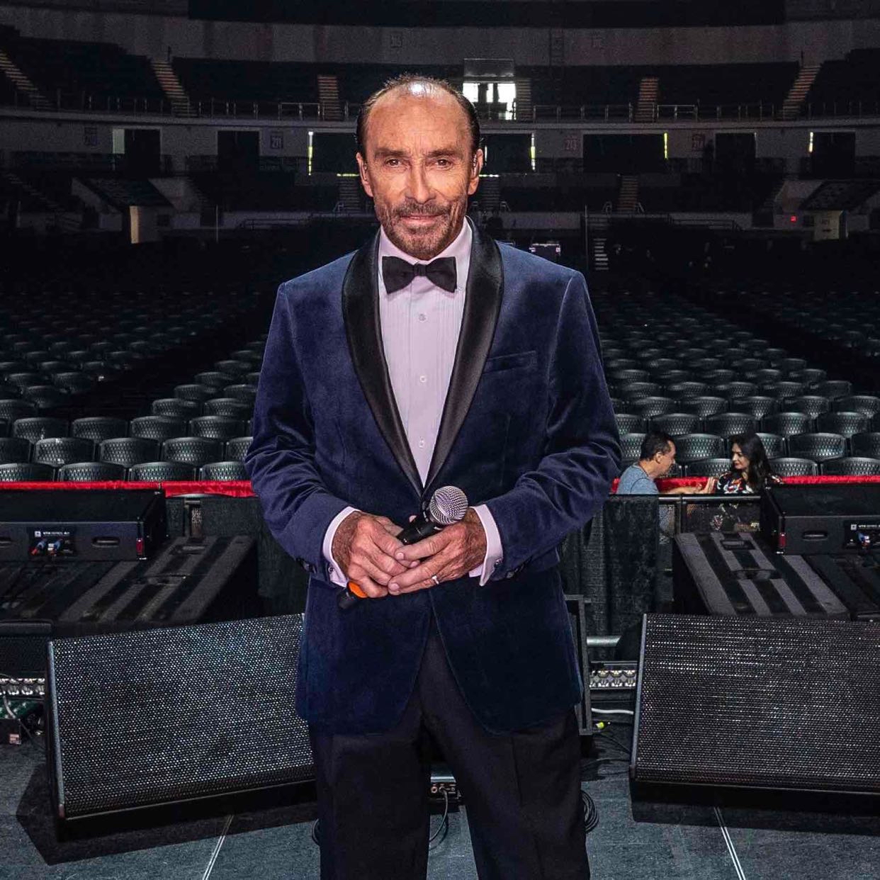 Avatar of Lee Greenwood
