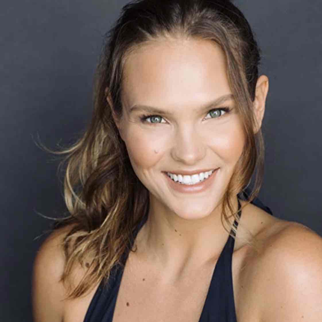 Avatar of Cassandra Jean Amell