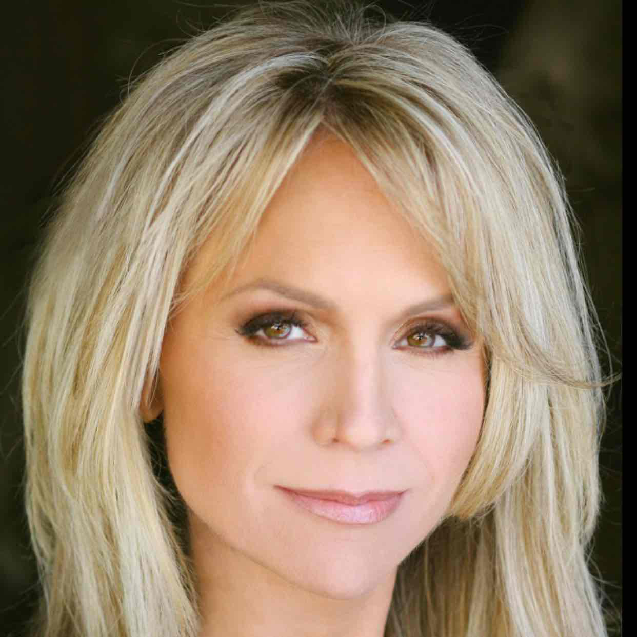 Avatar of Barbara Alyn Woods