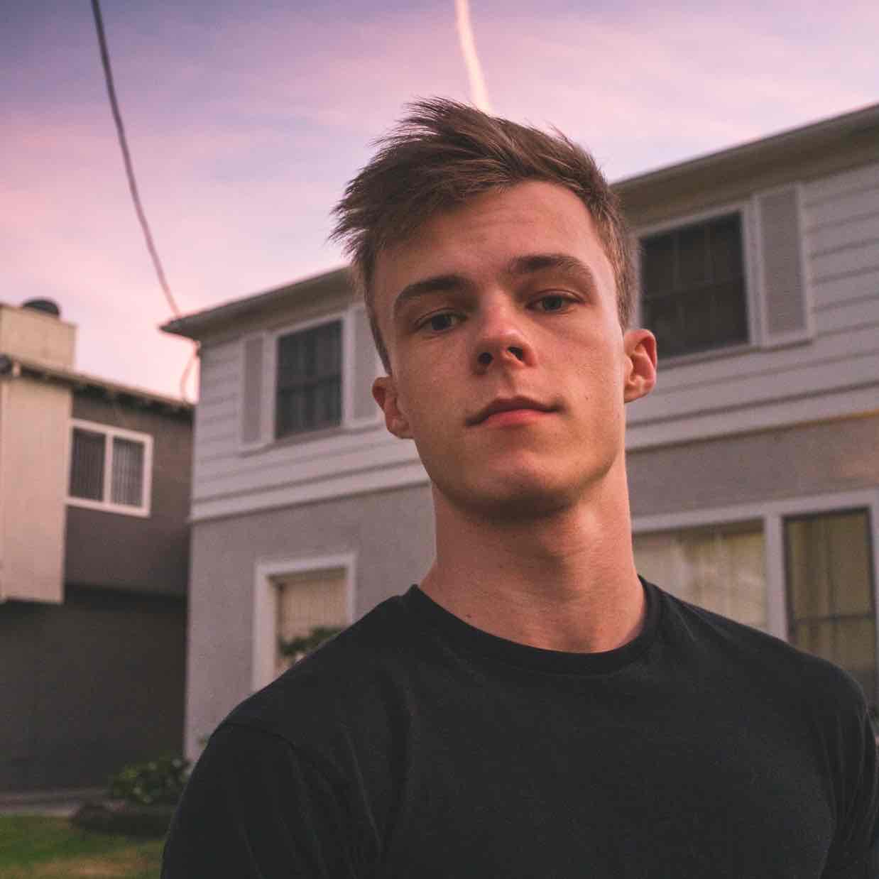Avatar of Nicholas Hamilton