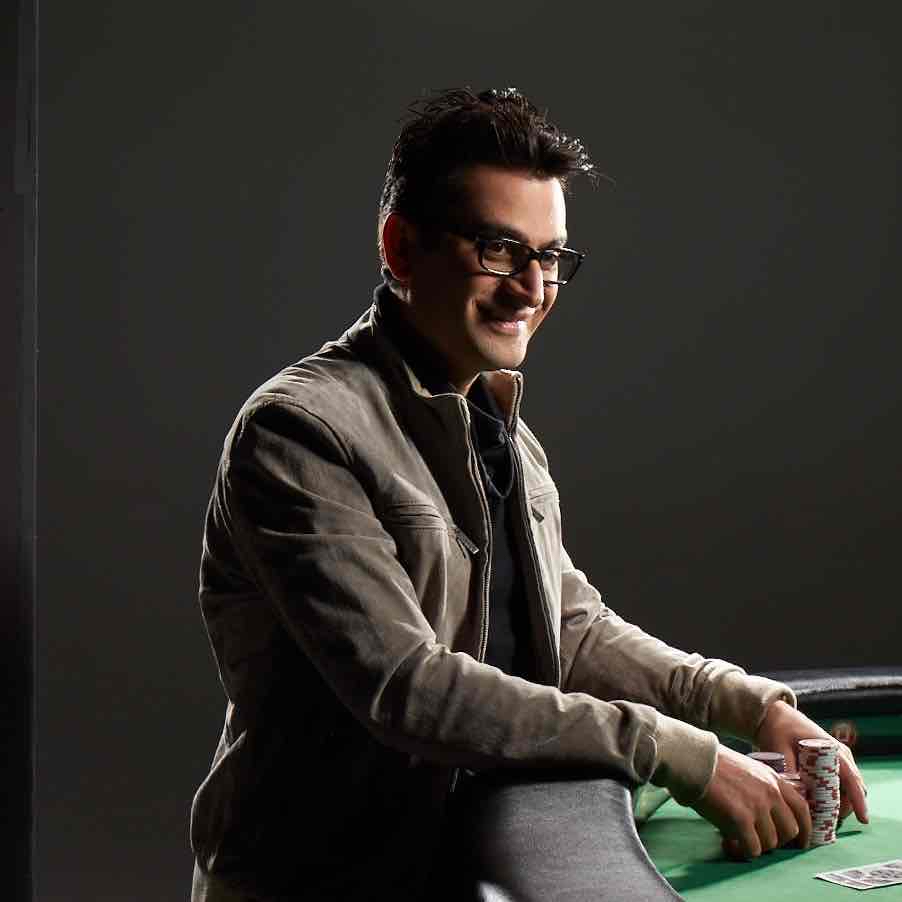 Avatar of Antonio Esfandiari
