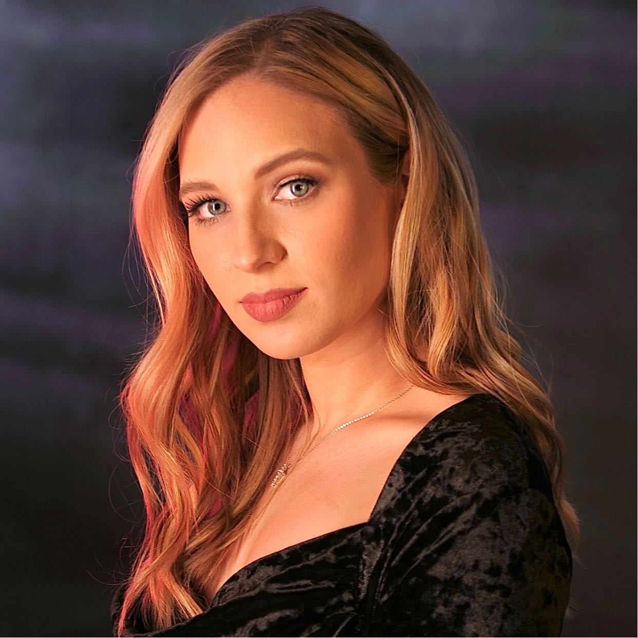 Avatar of Olivia Lane