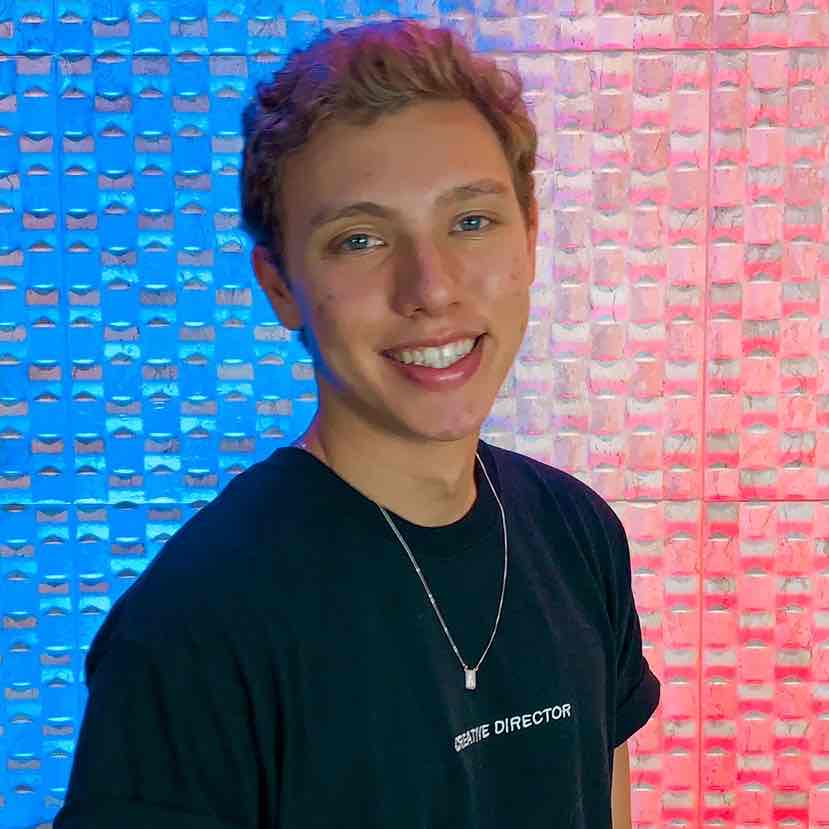 Avatar of Mark Santos