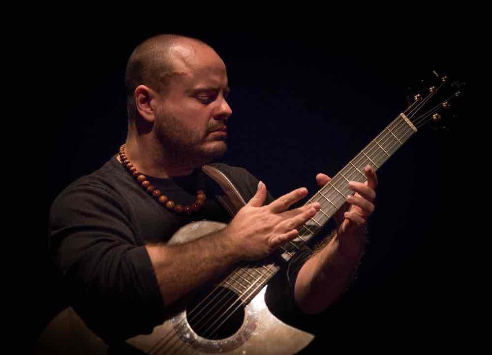 Avatar of Andy McKee
