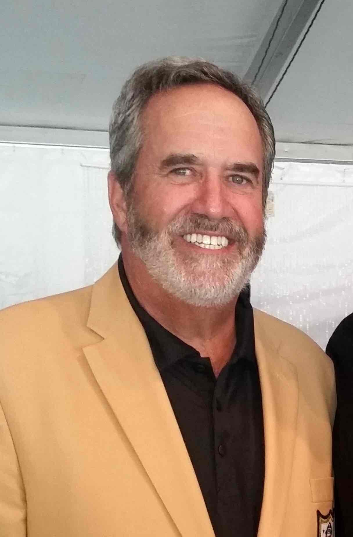 Avatar of Dan Fouts
