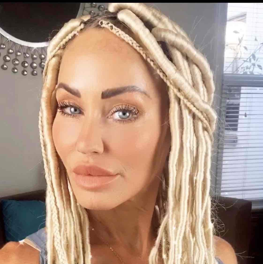 Avatar of Melanie Marden