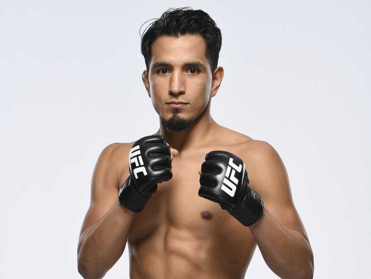 Avatar of Adrian Yanez