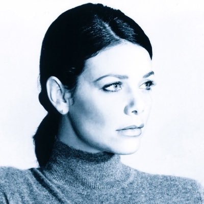 Avatar of Meredith Salenger