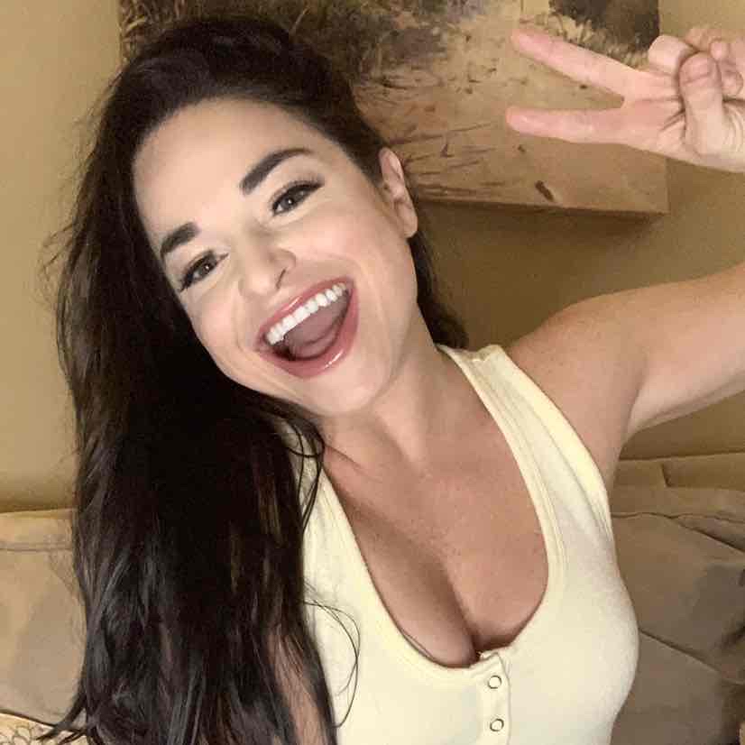 Avatar of Samantha Ramsdell