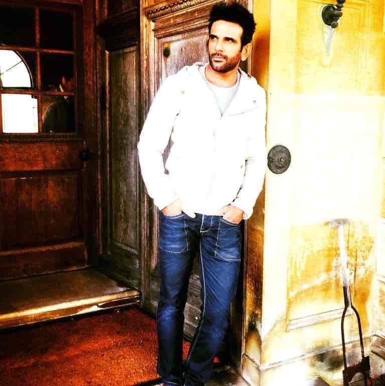 Avatar of Arav Chowdharry