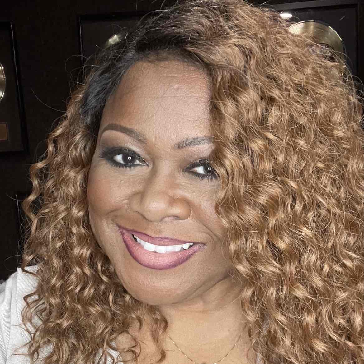Avatar of Shirley Murdock