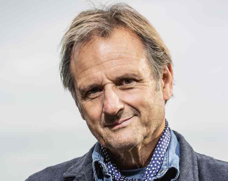 Avatar of Mark Radcliffe
