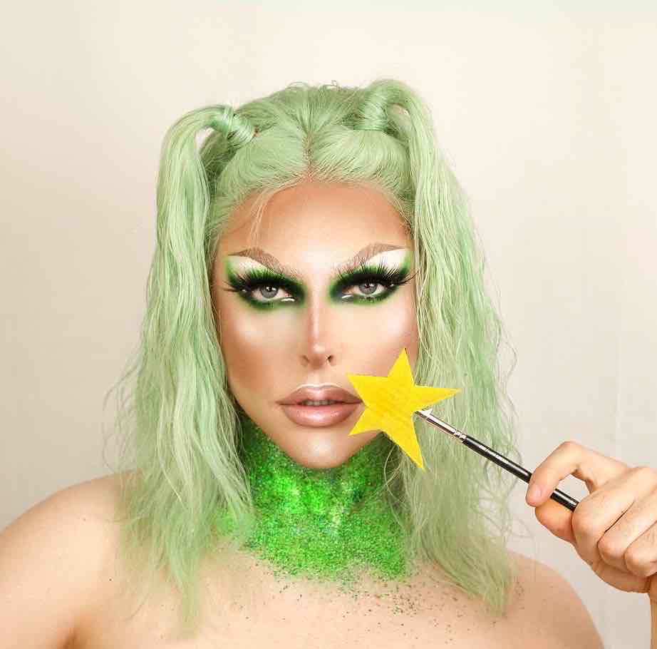 Cameo - Queen Queef