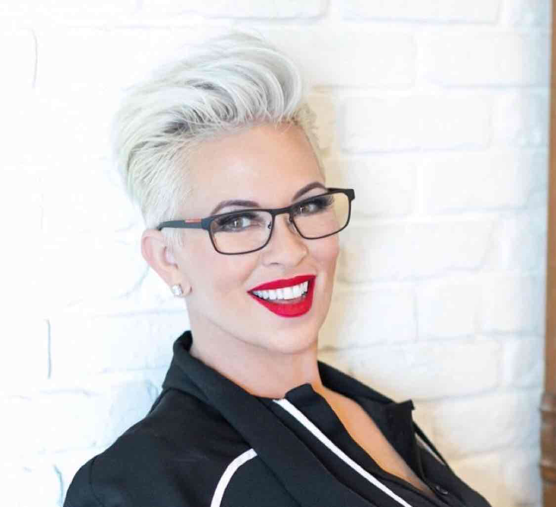 Avatar of Kelli Ellis