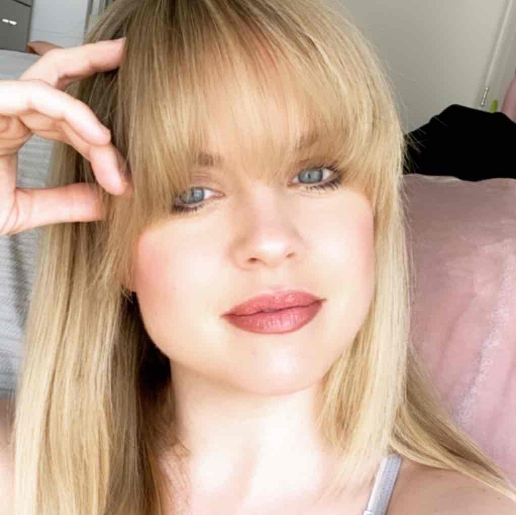 Avatar of Joanne Clifton