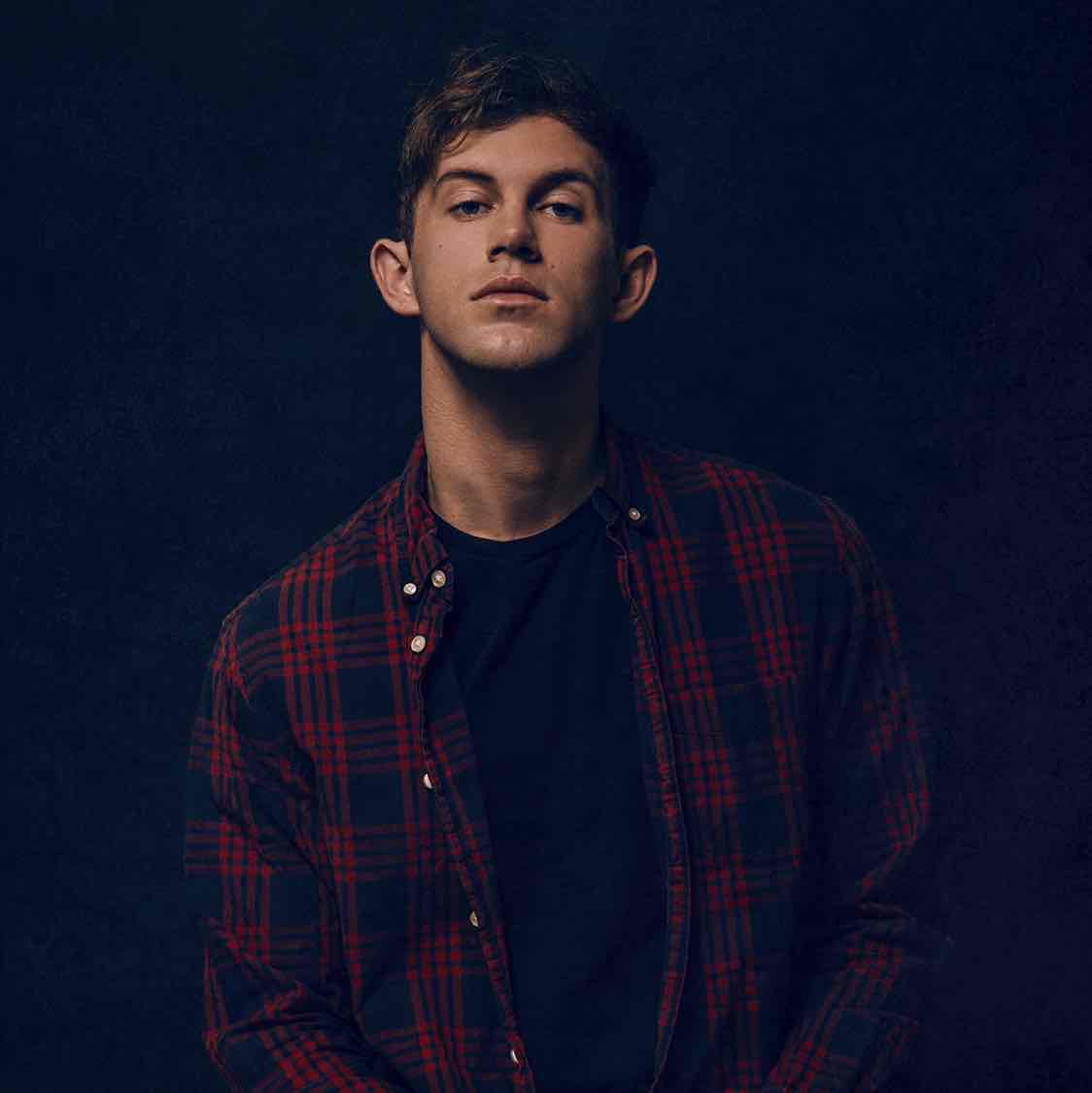 Avatar of Dylan Bernard