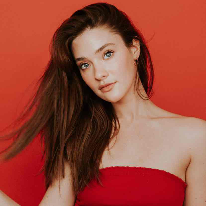 Cameo - Eva Bourne