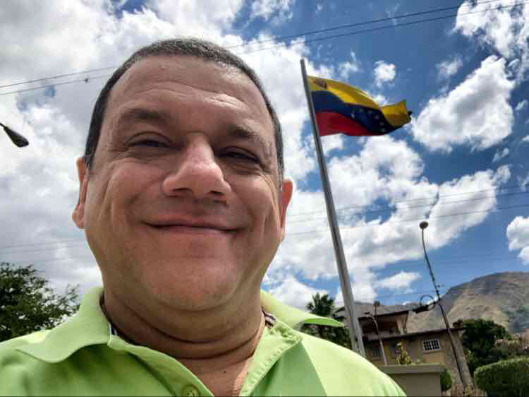 Avatar of Emilio Lovera