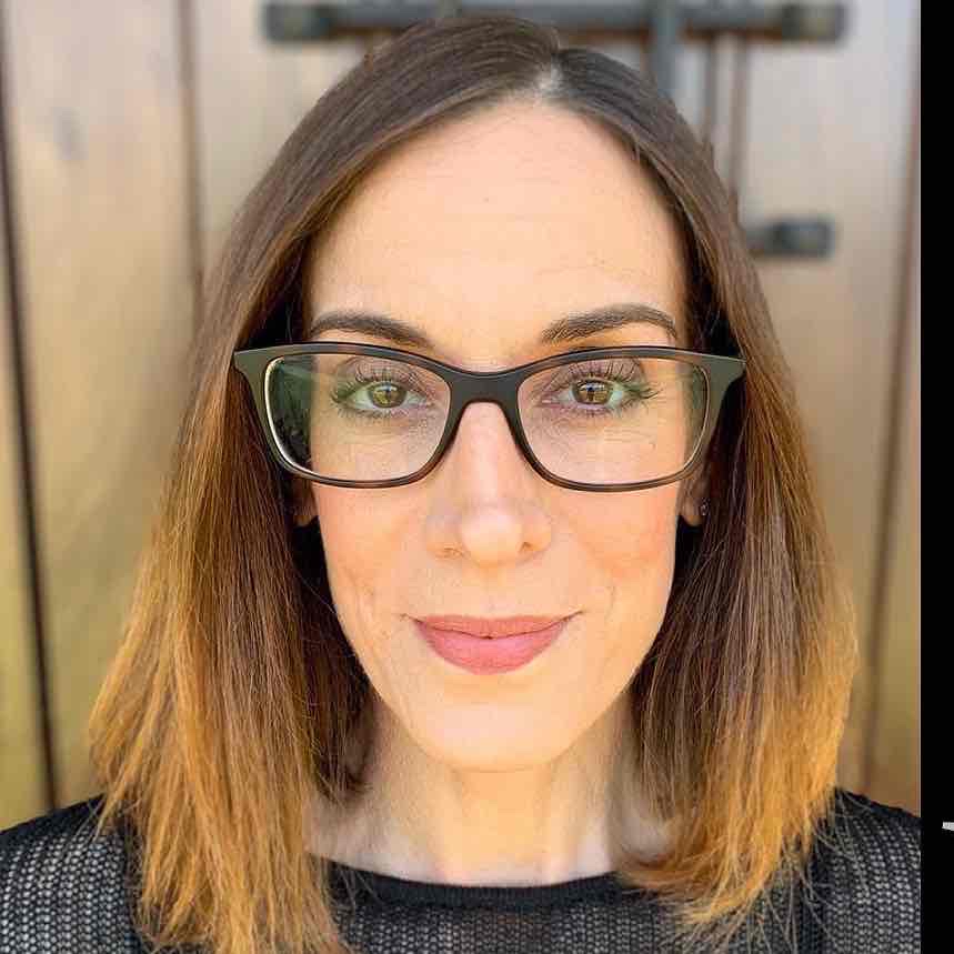 Avatar of Lisa Arch