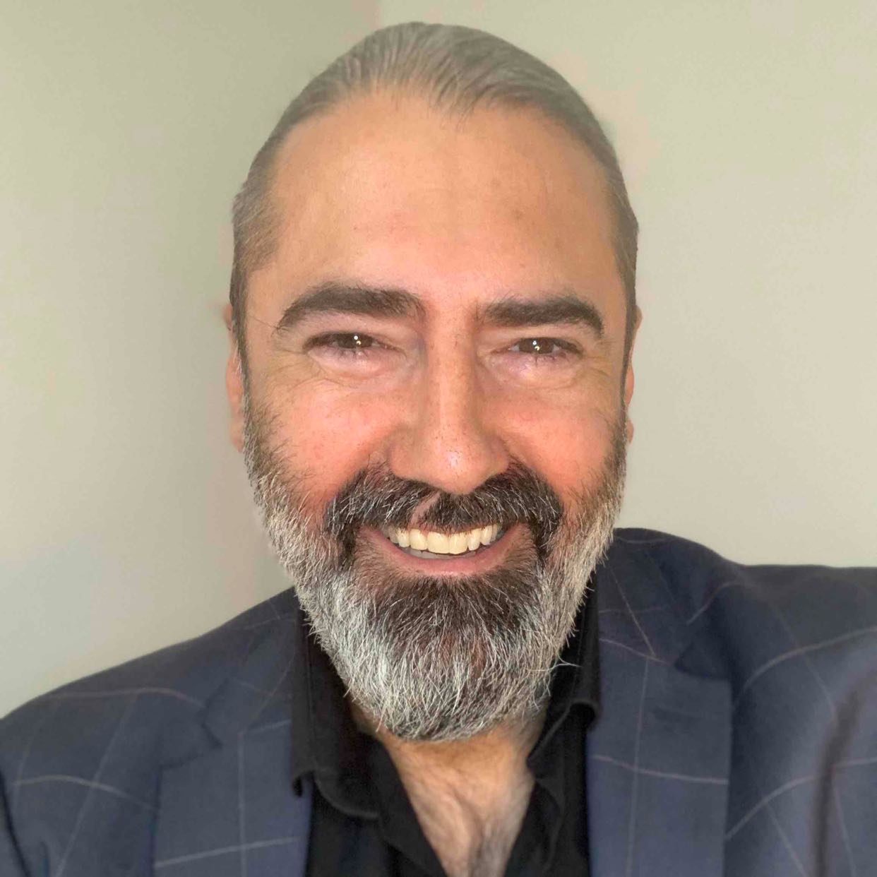 Avatar of Jerry Ropero