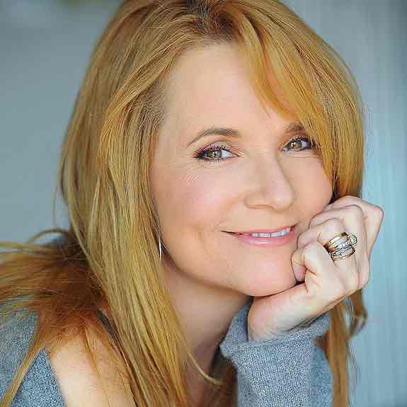 Avatar of Lea Thompson