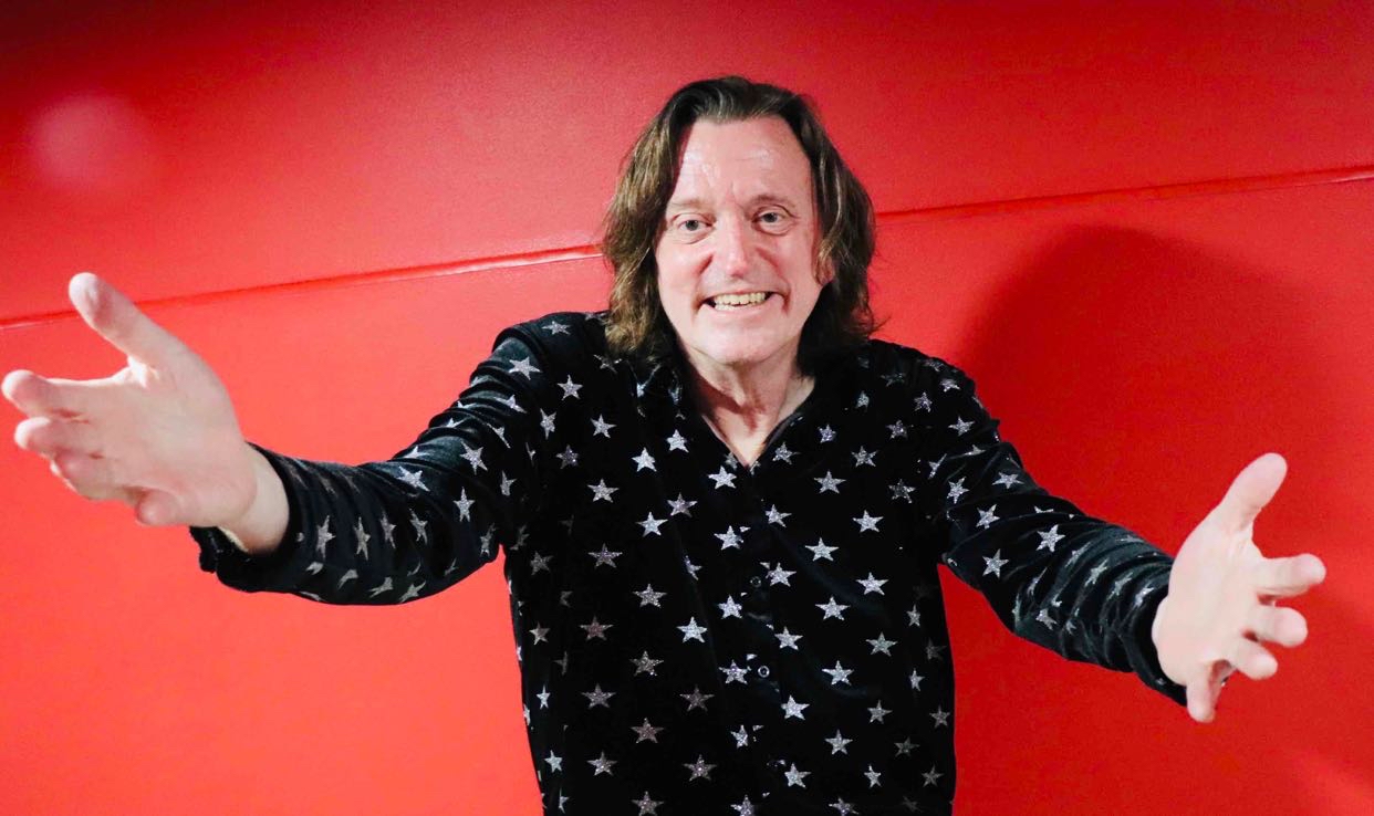 Avatar of Murray Cook