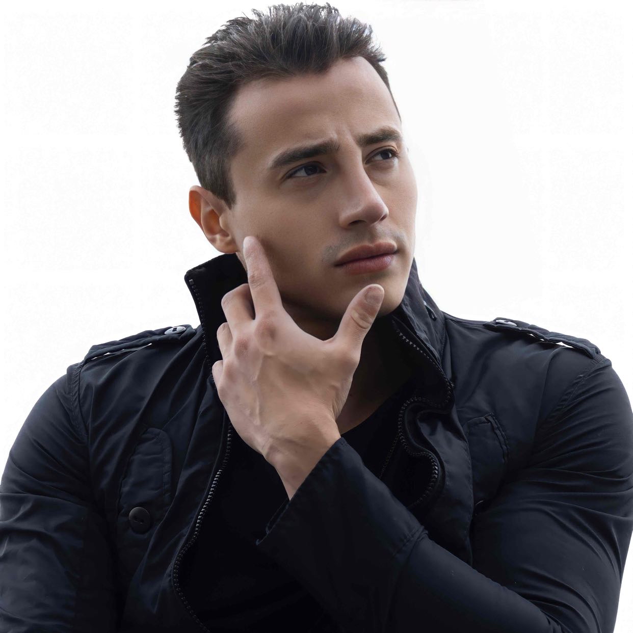 Cameo rafael mcguire