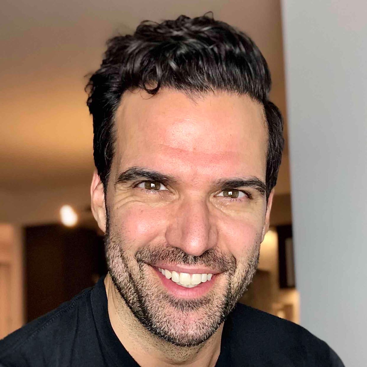Avatar of Benjamin Ayres