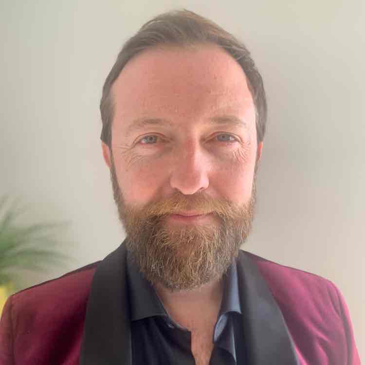 Avatar of Andrew Maxwell