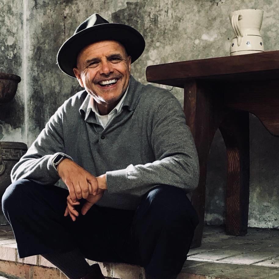 Joe Pantoliano Cameo mugshot