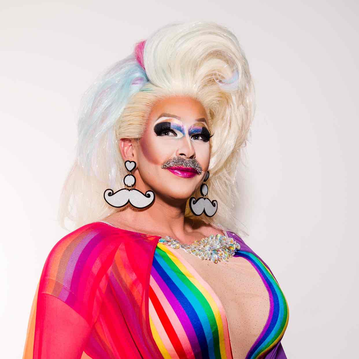 Avatar of Yazqween