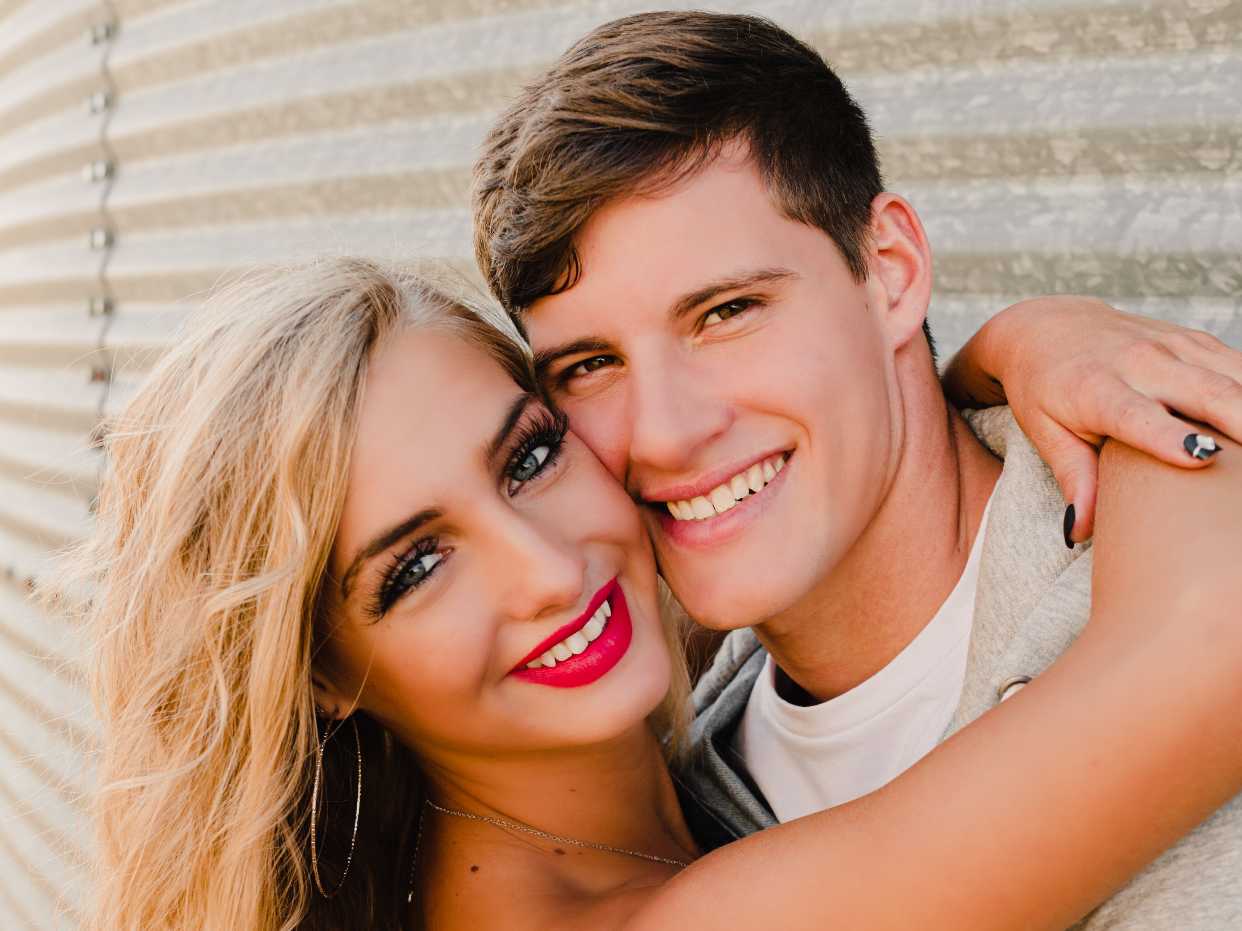 Avatar of Moriah Plath & Max Kallschmidt