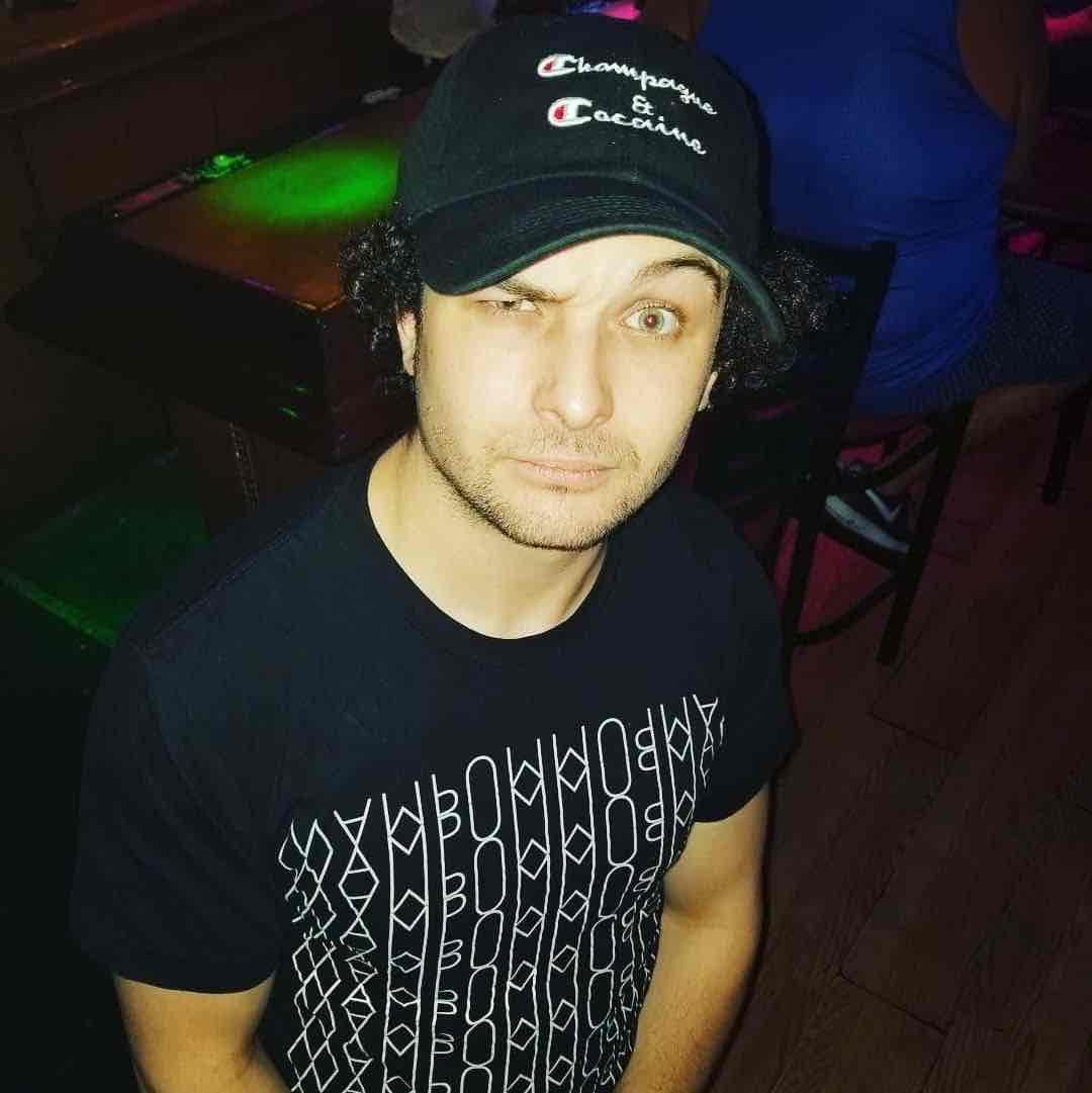 Avatar of Ryan Verneuille